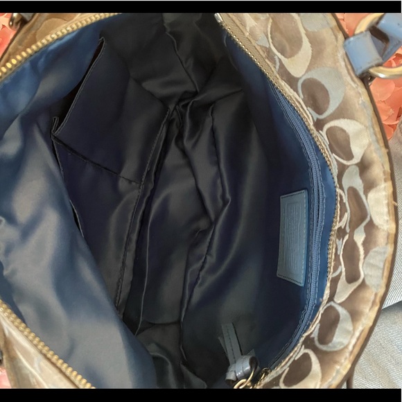 Large Coach Handbag - Picture 6 of 7